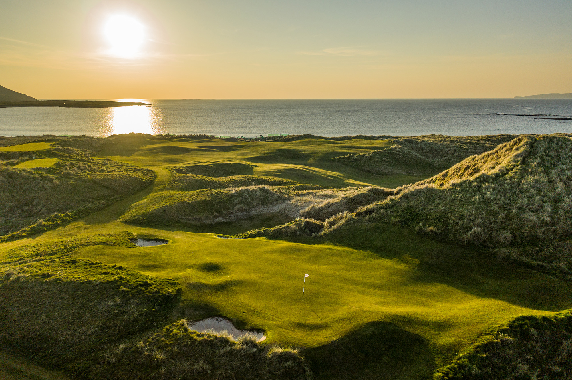 Narin & Portnoo Links — clubhouse